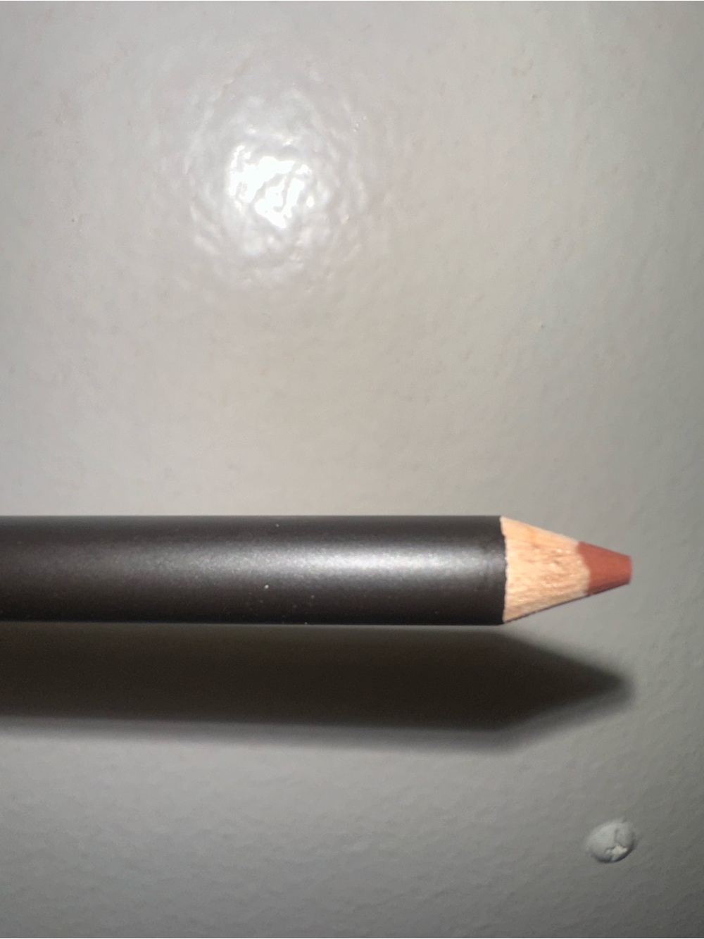 MAC Hover Lip Pencil